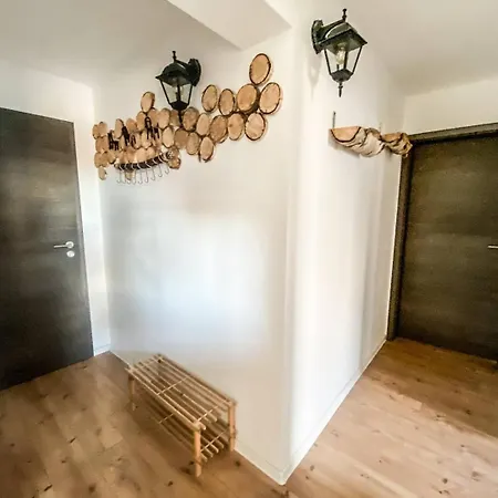 Rok Apartment