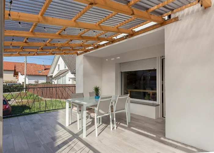 Rok Apartament Lublana