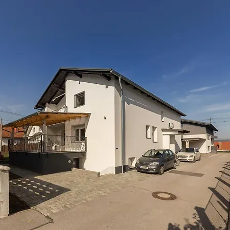 Rok * לובליאנה